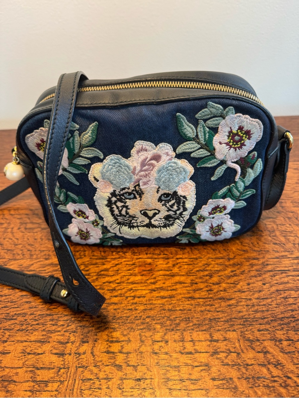 Gucci Tiger Floral Embroidered Denim Camera Bag - Rare Japan Exclusive w/COA